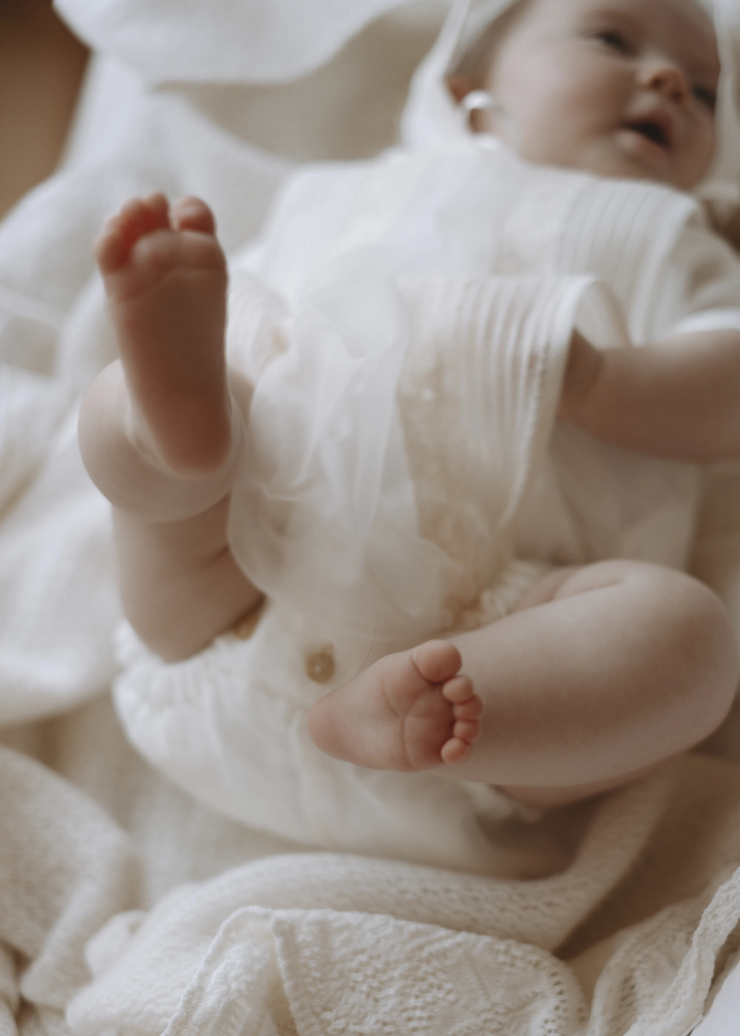 Newborn baby photography in Brixton, London by Rhiannon Emma