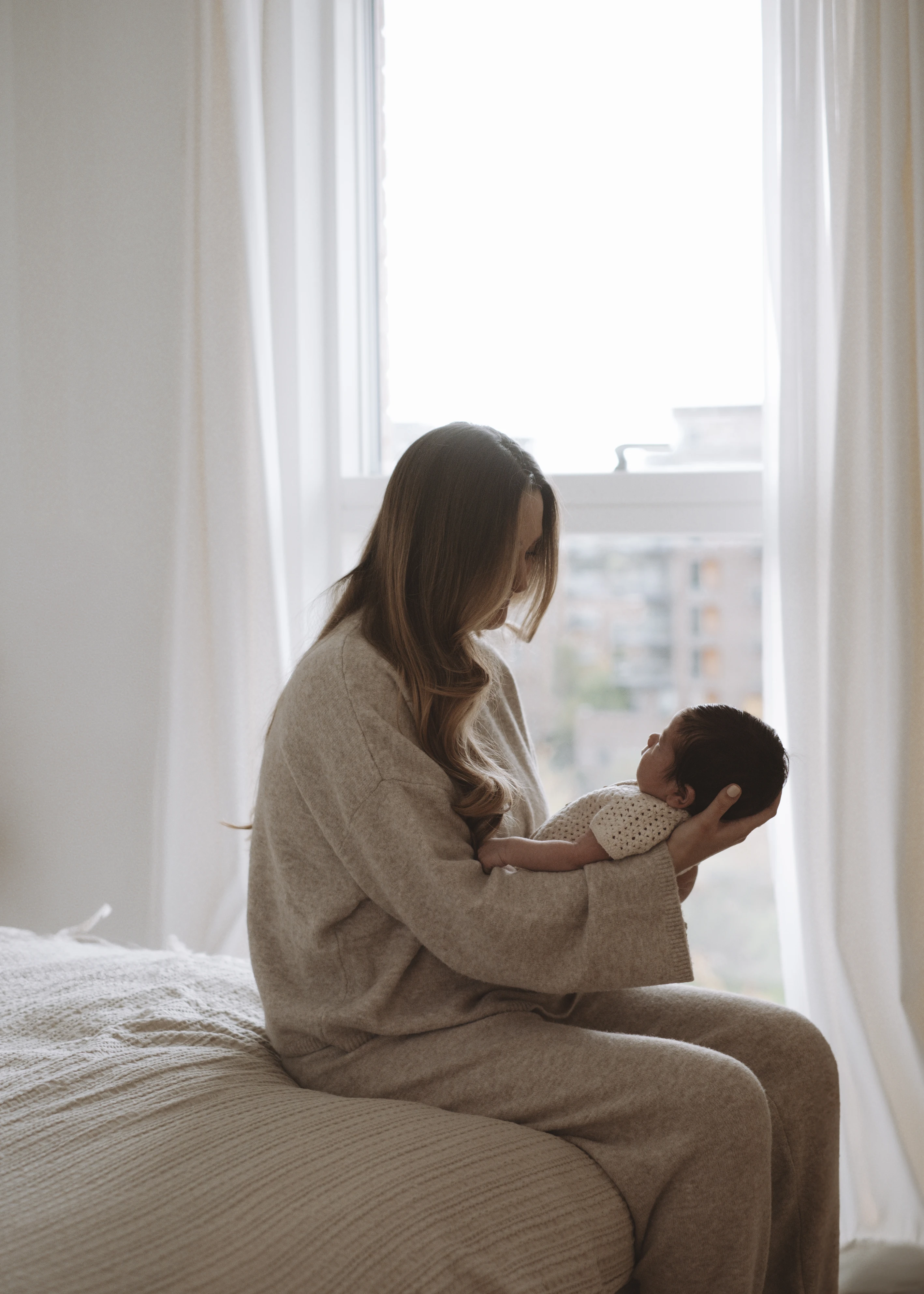 Newborn baby photography in Brixton, London by Rhiannon Emma