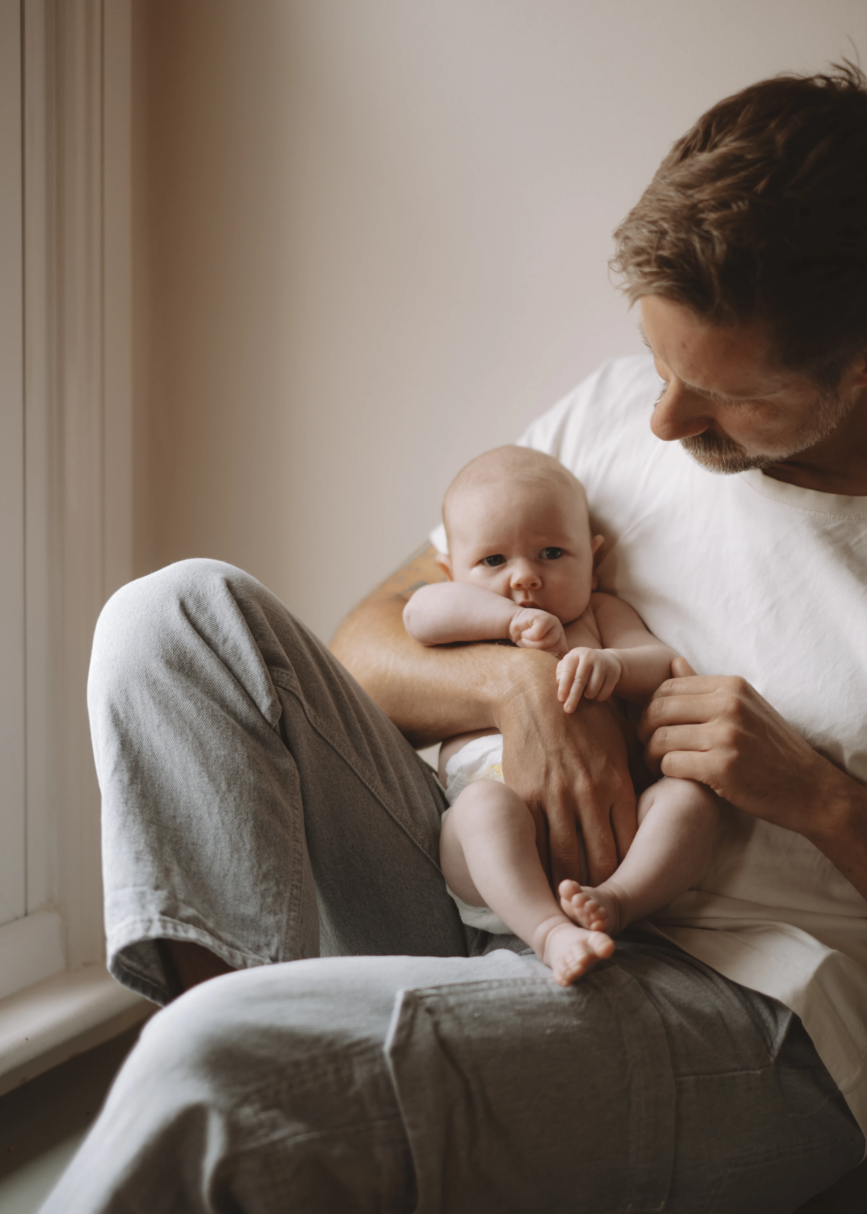 Newborn baby photography in Brixton, London by Rhiannon Emma