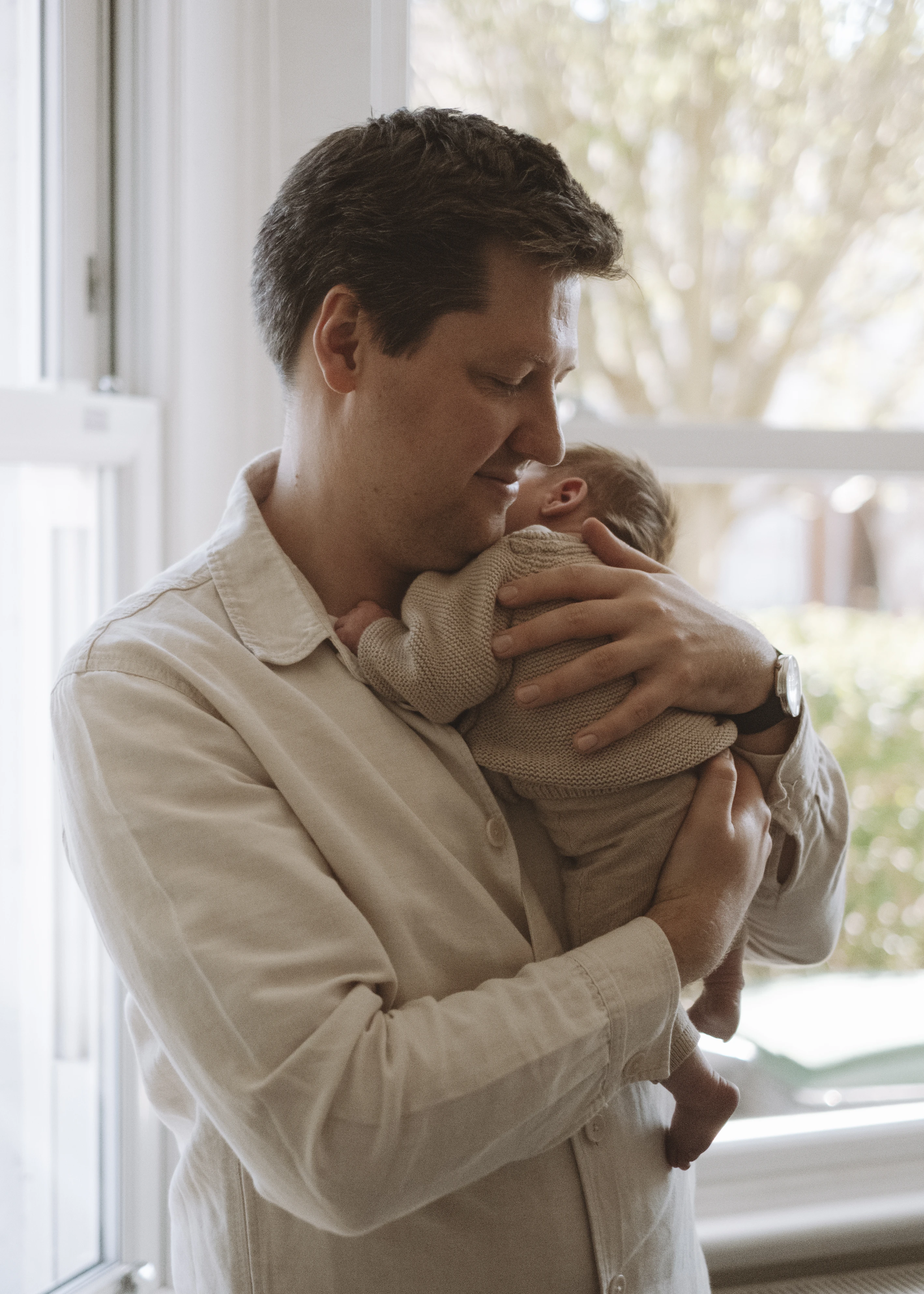 Newborn baby photography in Brixton, London by Rhiannon Emma