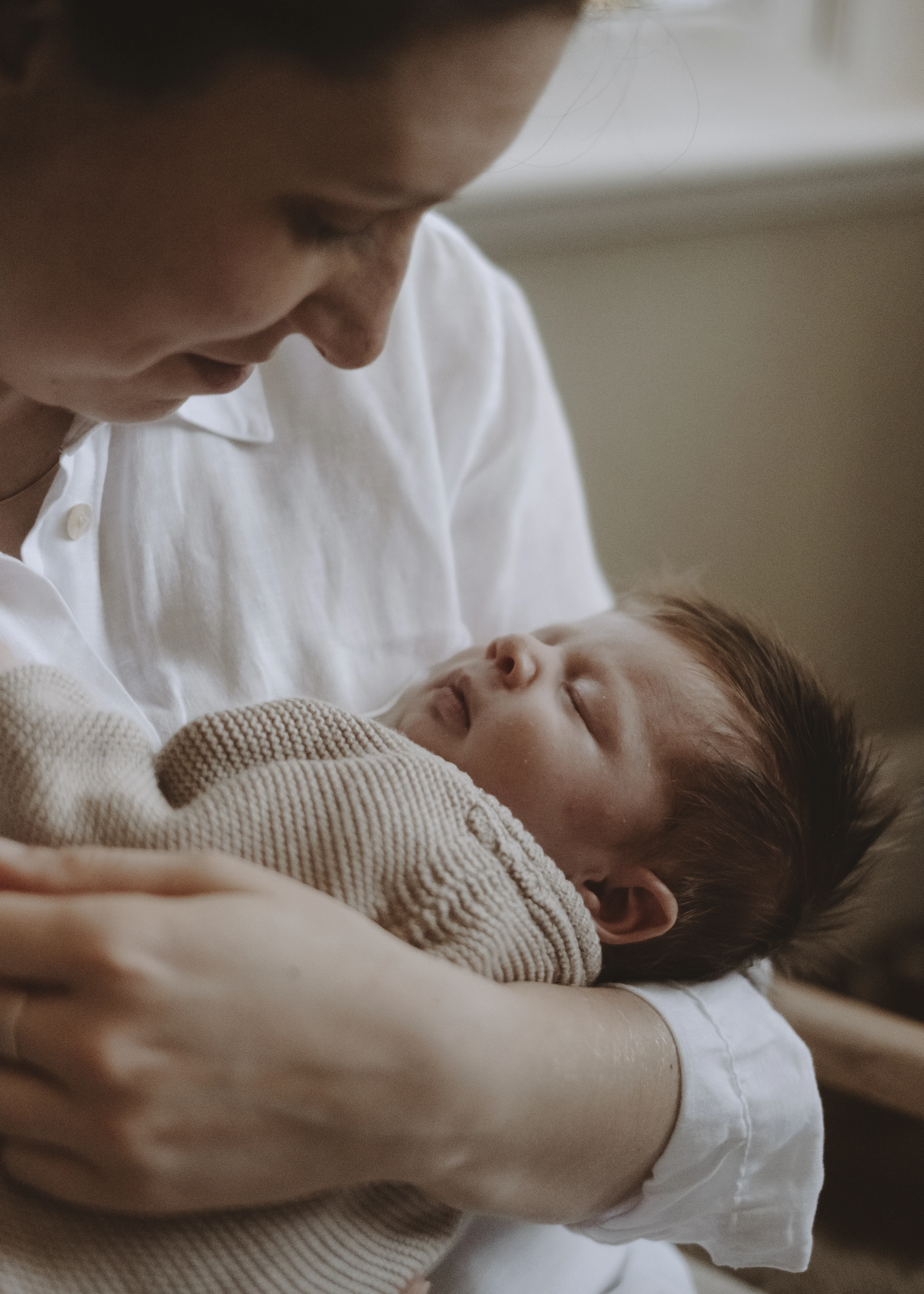 Newborn baby photography in Brixton, London by Rhiannon Emma