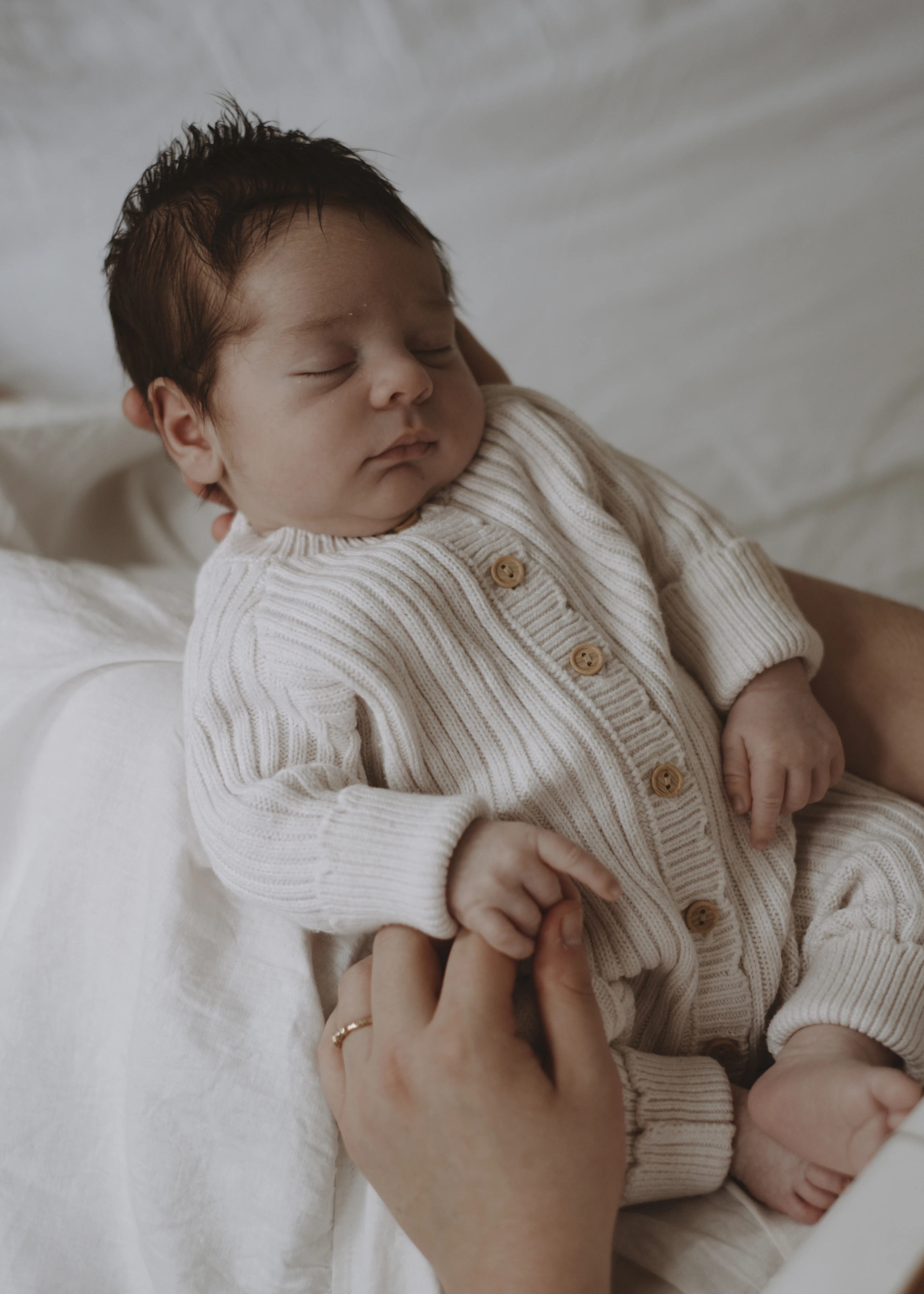 Newborn baby photography in Brixton, London by Rhiannon Emma