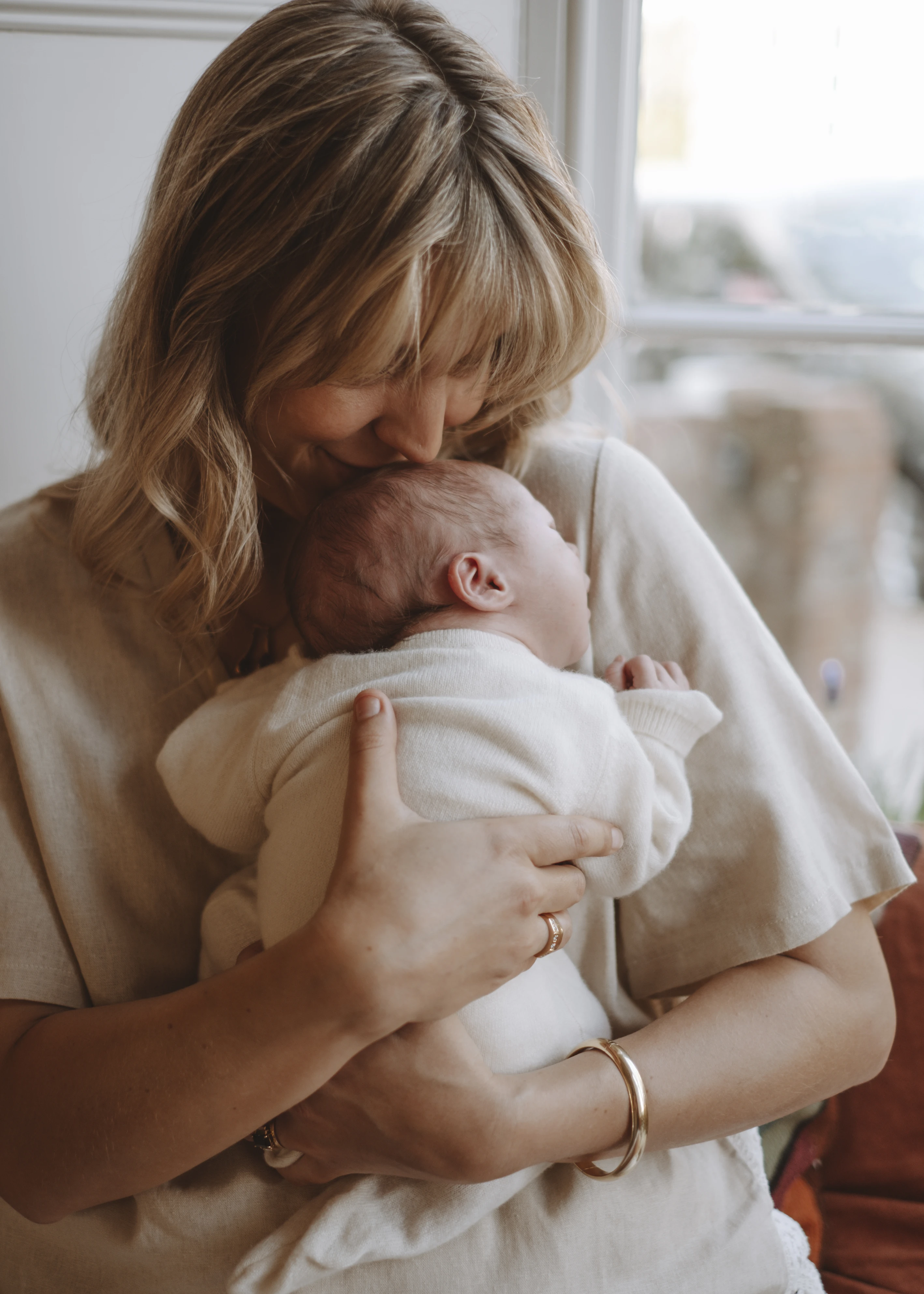 Newborn baby photography in Brixton, London by Rhiannon Emma