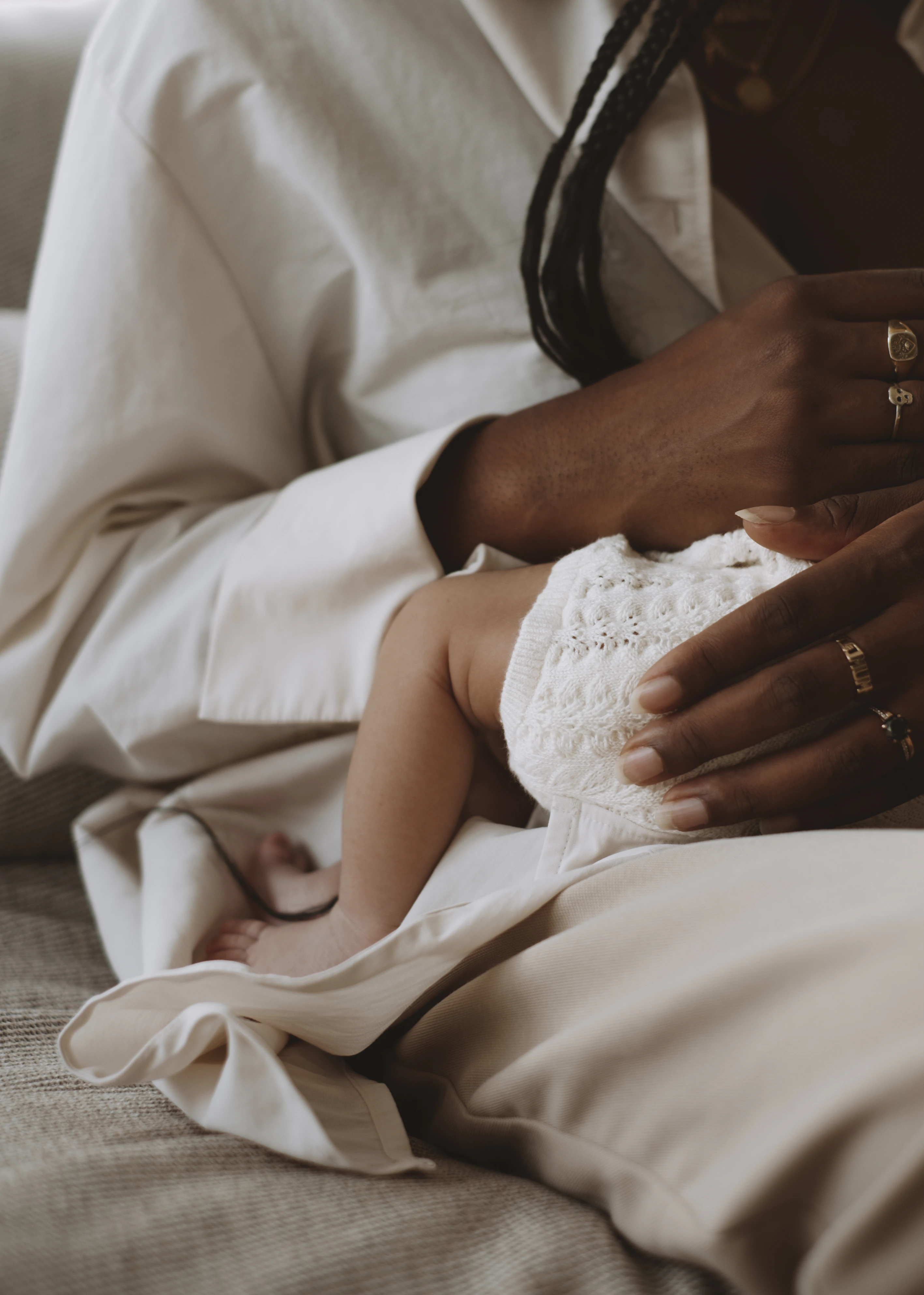 Newborn baby photography in Brixton, London by Rhiannon Emma