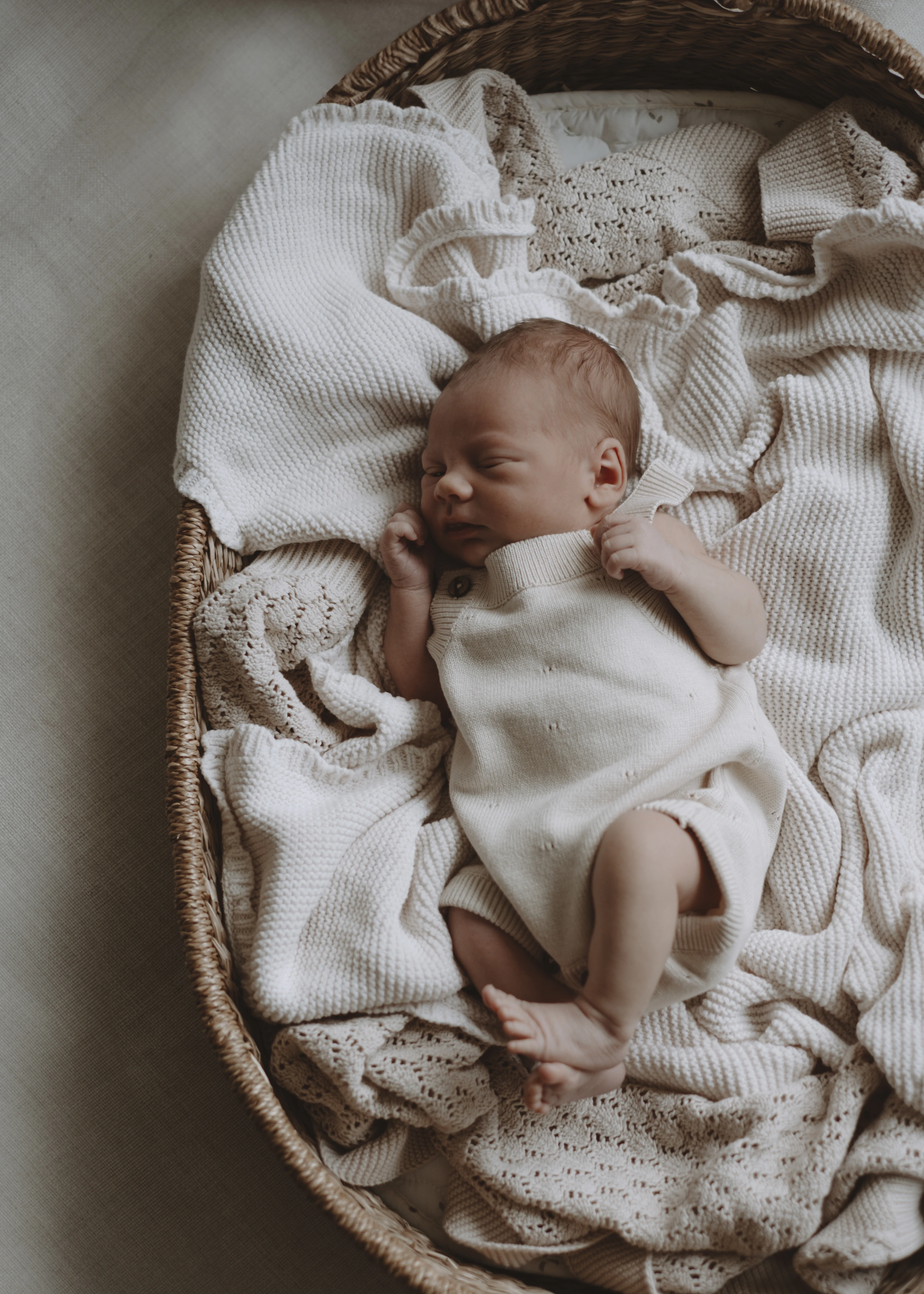 Newborn baby photography in Brixton, London by Rhiannon Emma