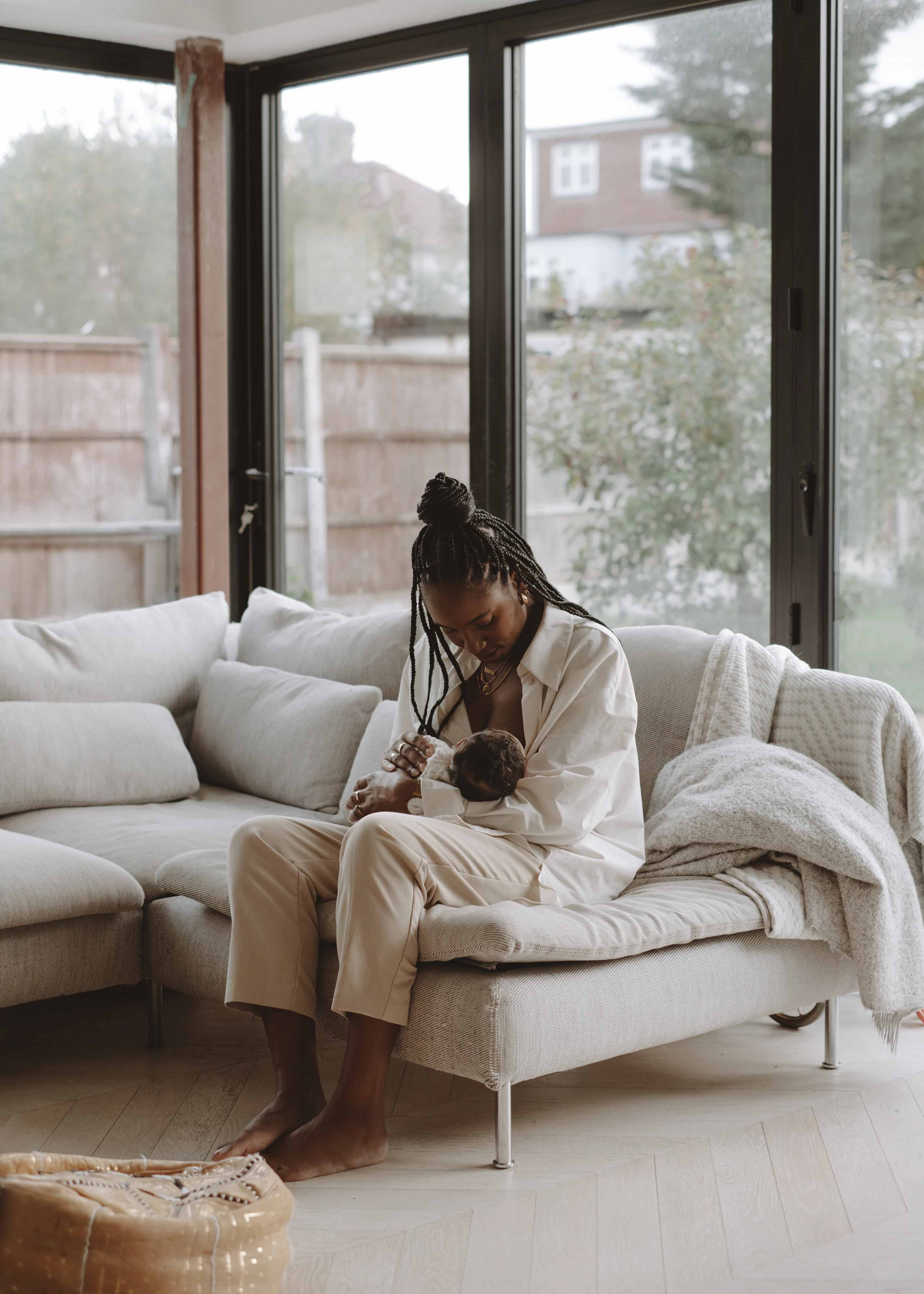 Newborn baby photography in Brixton, London by Rhiannon Emma