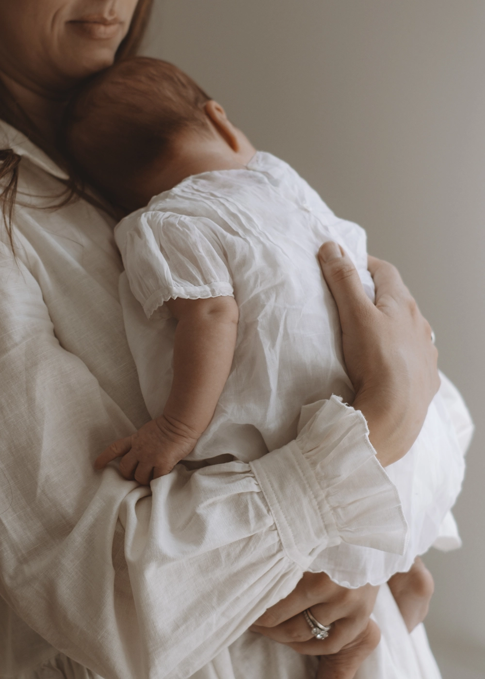 Newborn baby photography in Brixton, London by Rhiannon Emma