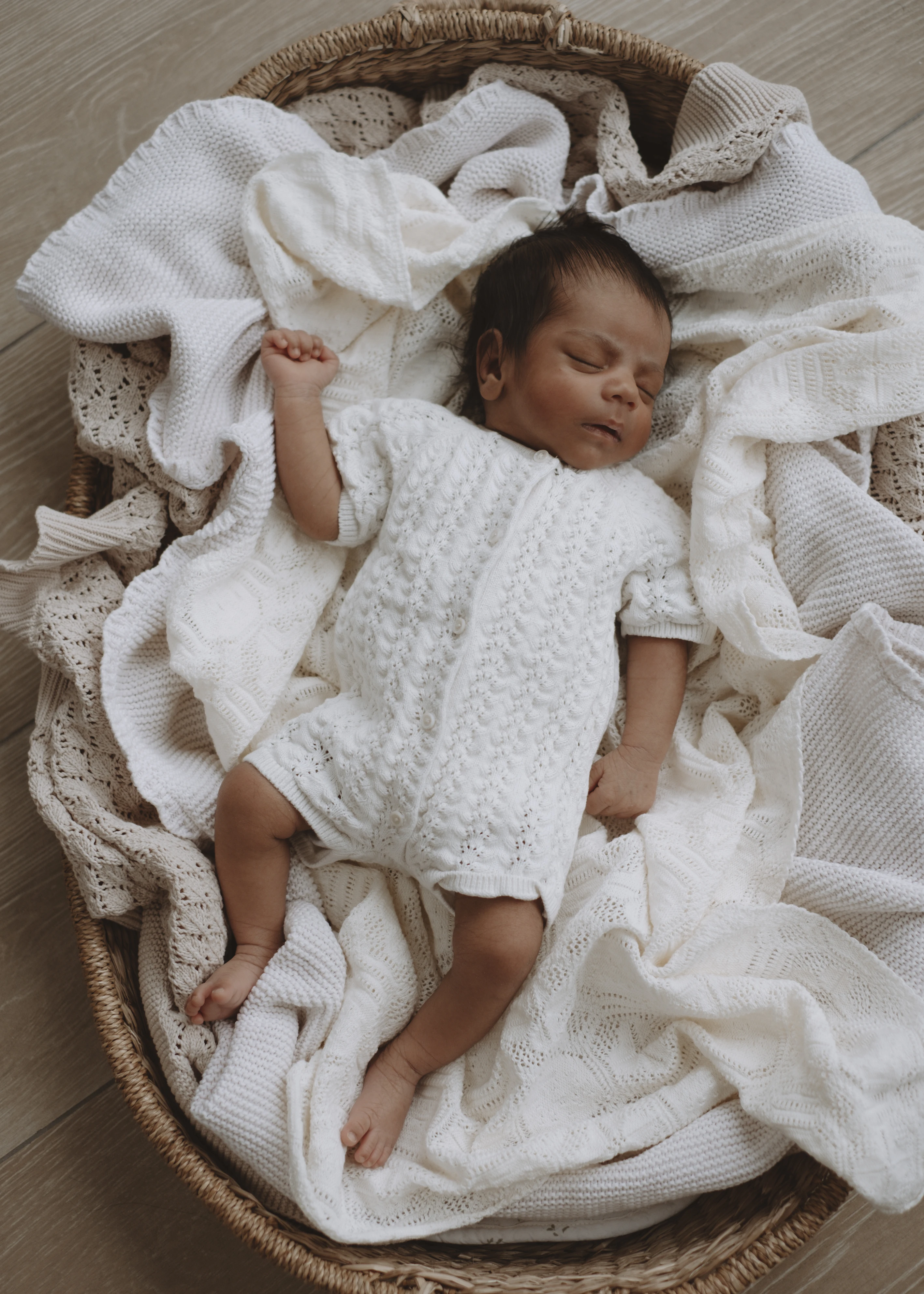 Newborn baby photography in Brixton, London by Rhiannon Emma