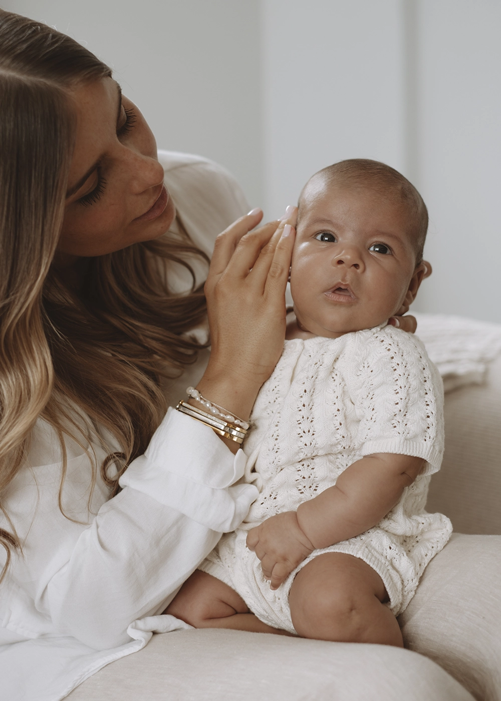 Newborn baby photography in Brixton, London by Rhiannon Emma