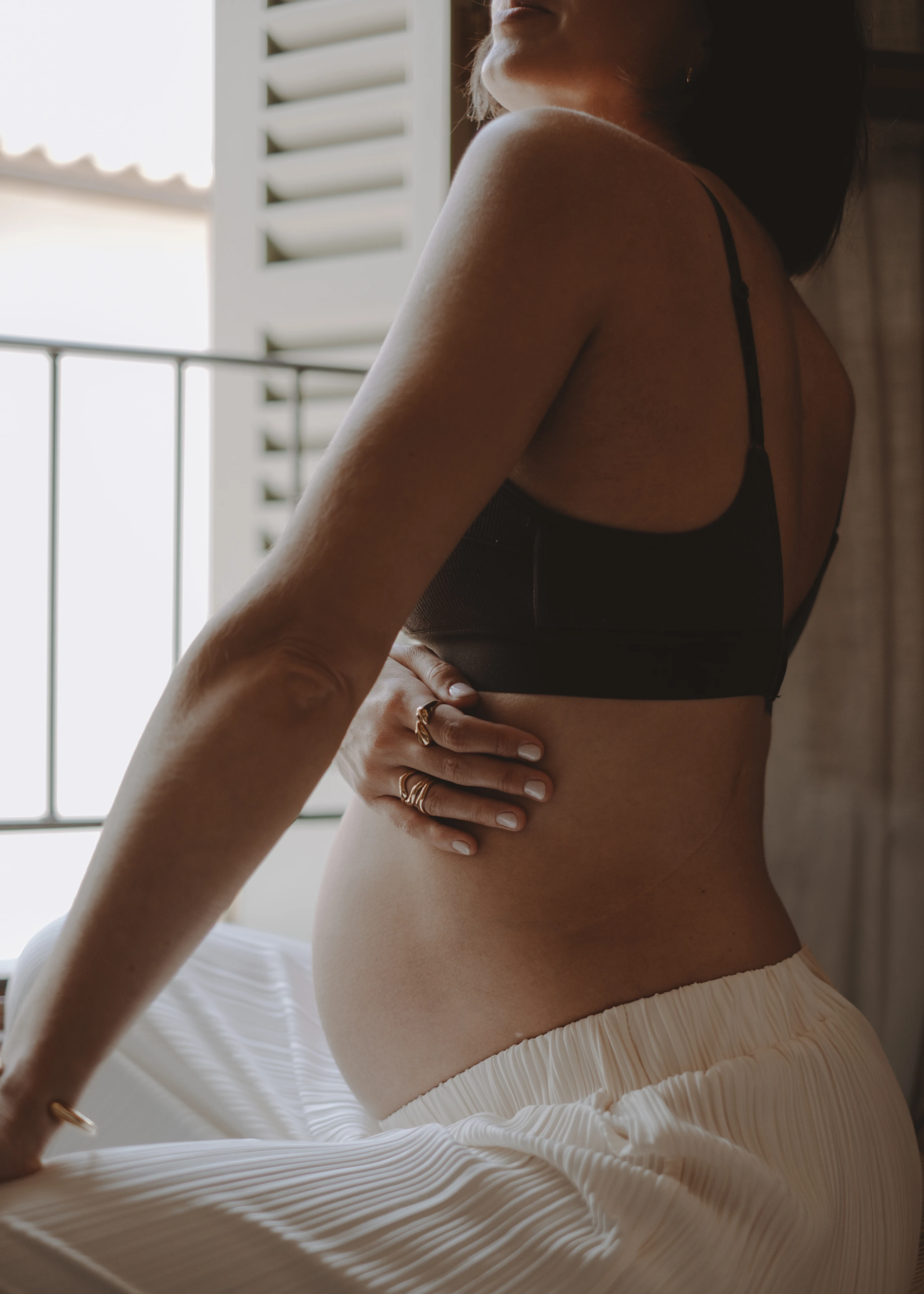 Pregnancy photography in East London, London, by Rhiannon Emma