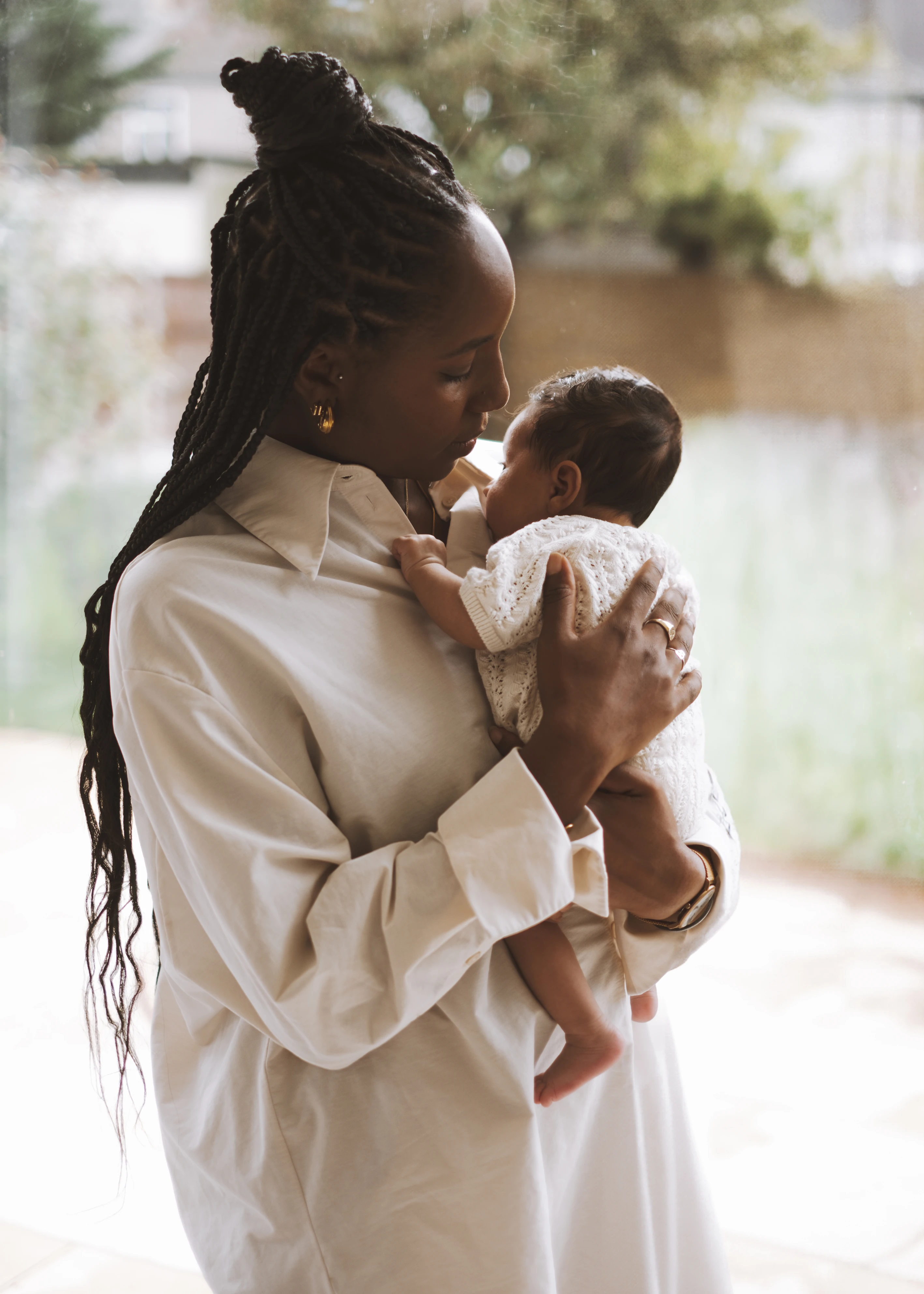 Newborn baby photography in Brixton, London by Rhiannon Emma