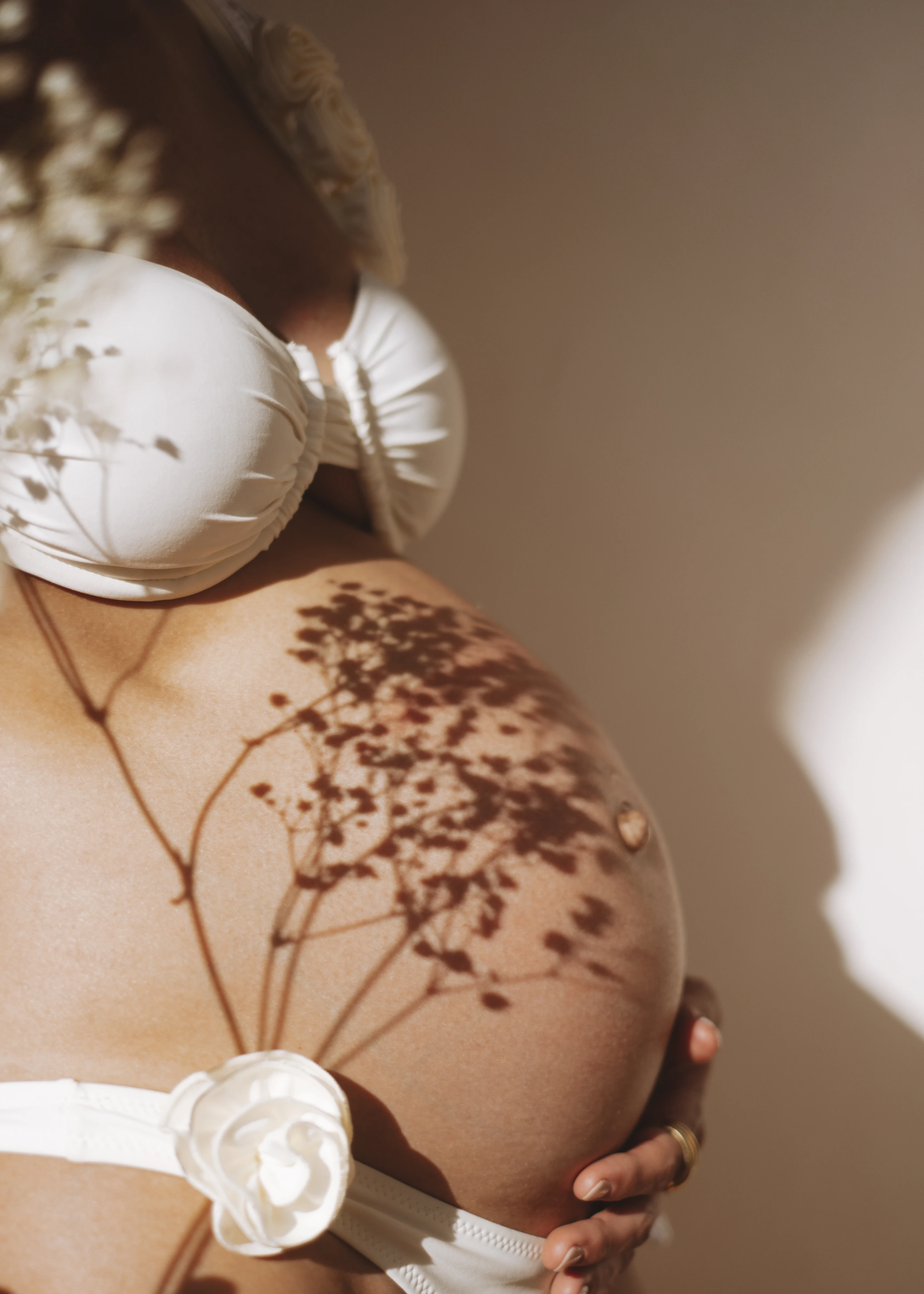 Pregnancy photography in East London, London, by Rhiannon Emma