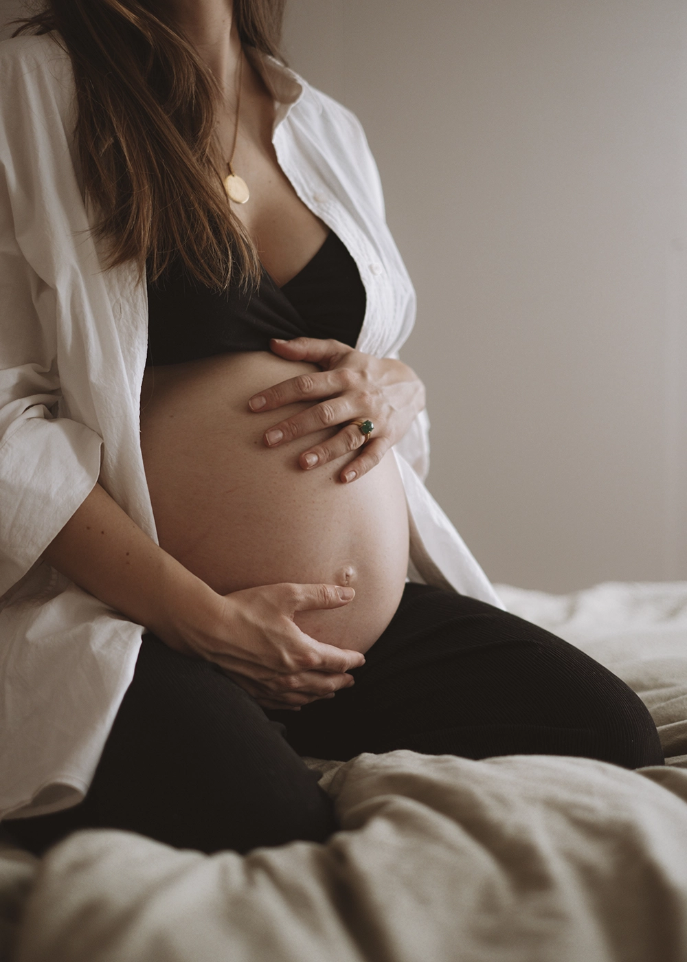 Pregnancy photography in East London, London, by Rhiannon Emma