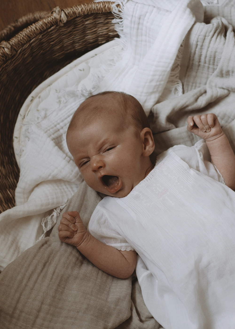 Newborn baby photography in Walthamstow, London by Rhiannon Emma