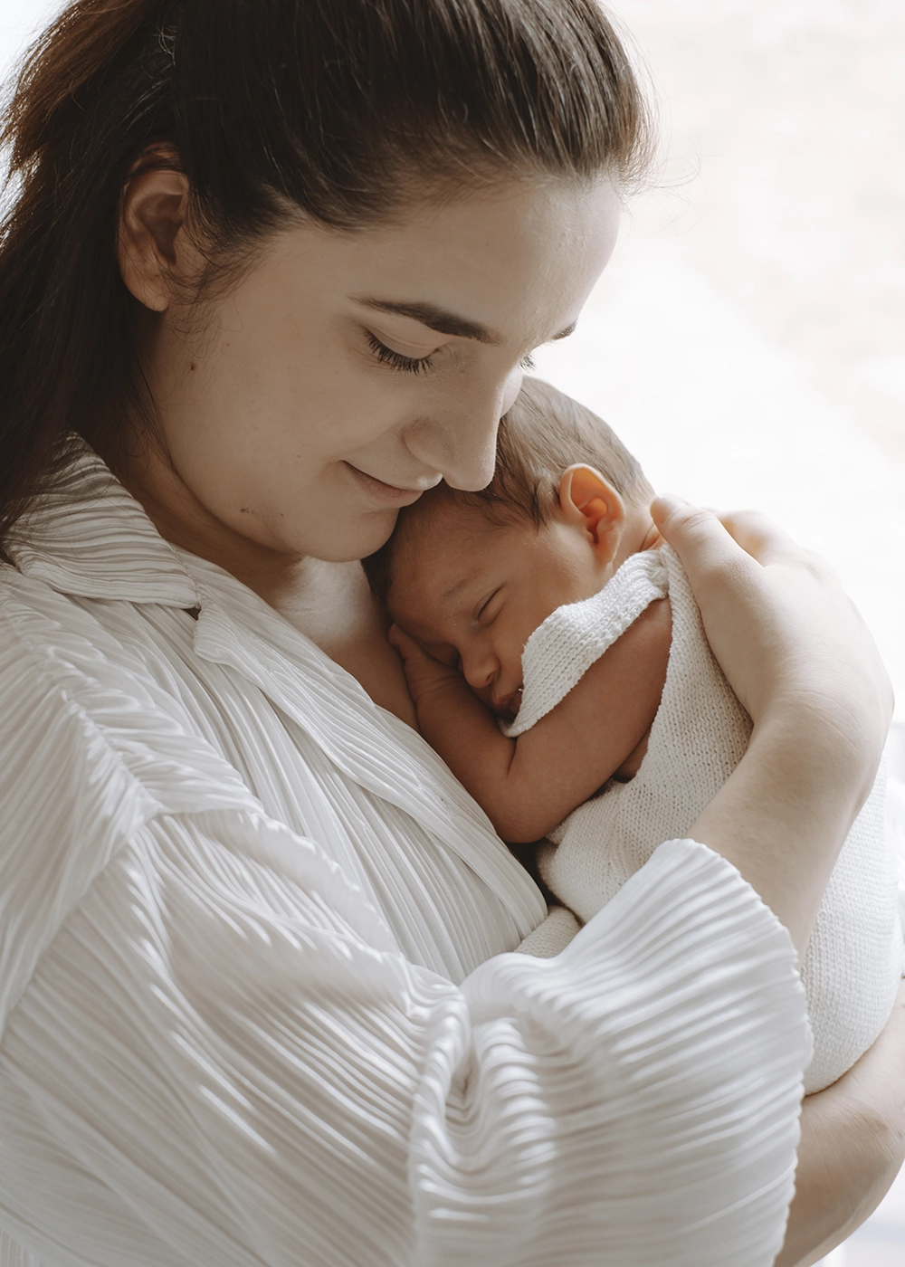 Newborn baby photography in Walthamstow, London by Rhiannon Emma